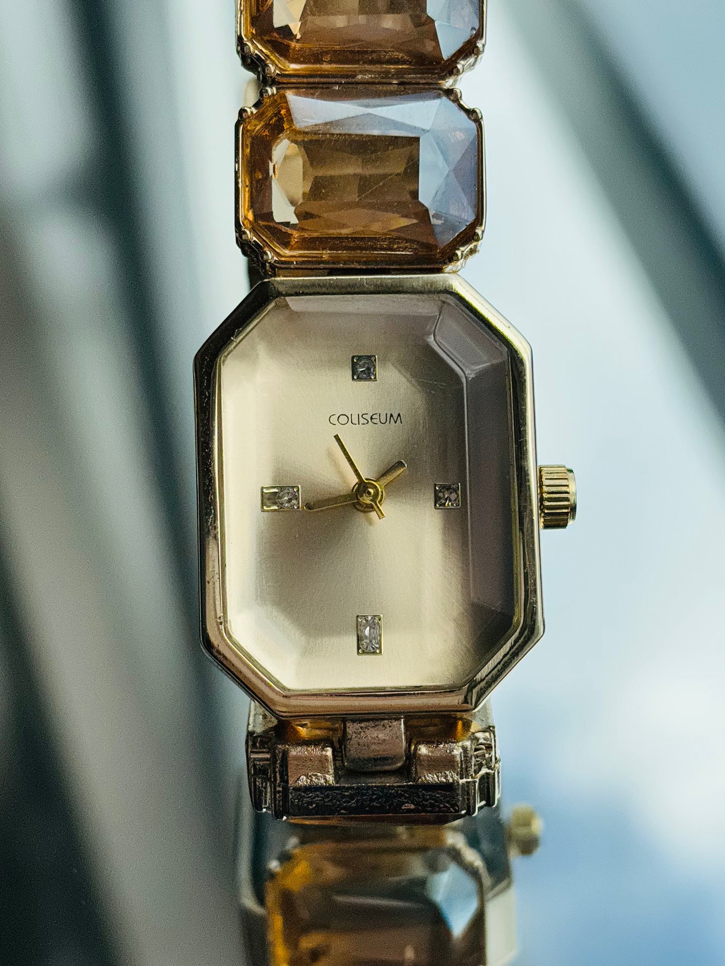 COLISEUM Dolgu Taşlı Kordon, Şık Kadın Kol Saati