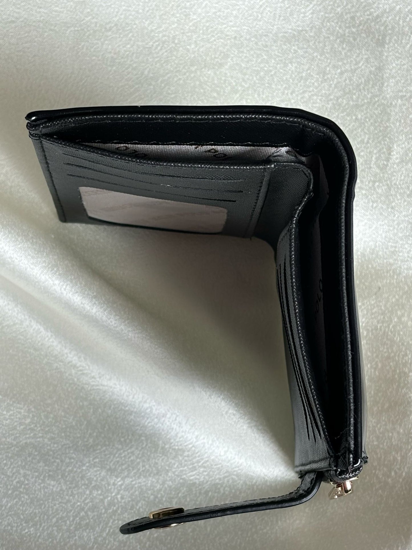 Sophie Suni Deri,Çıtçıtlı , Bol Kartlıklı Kadın Cüzdanı