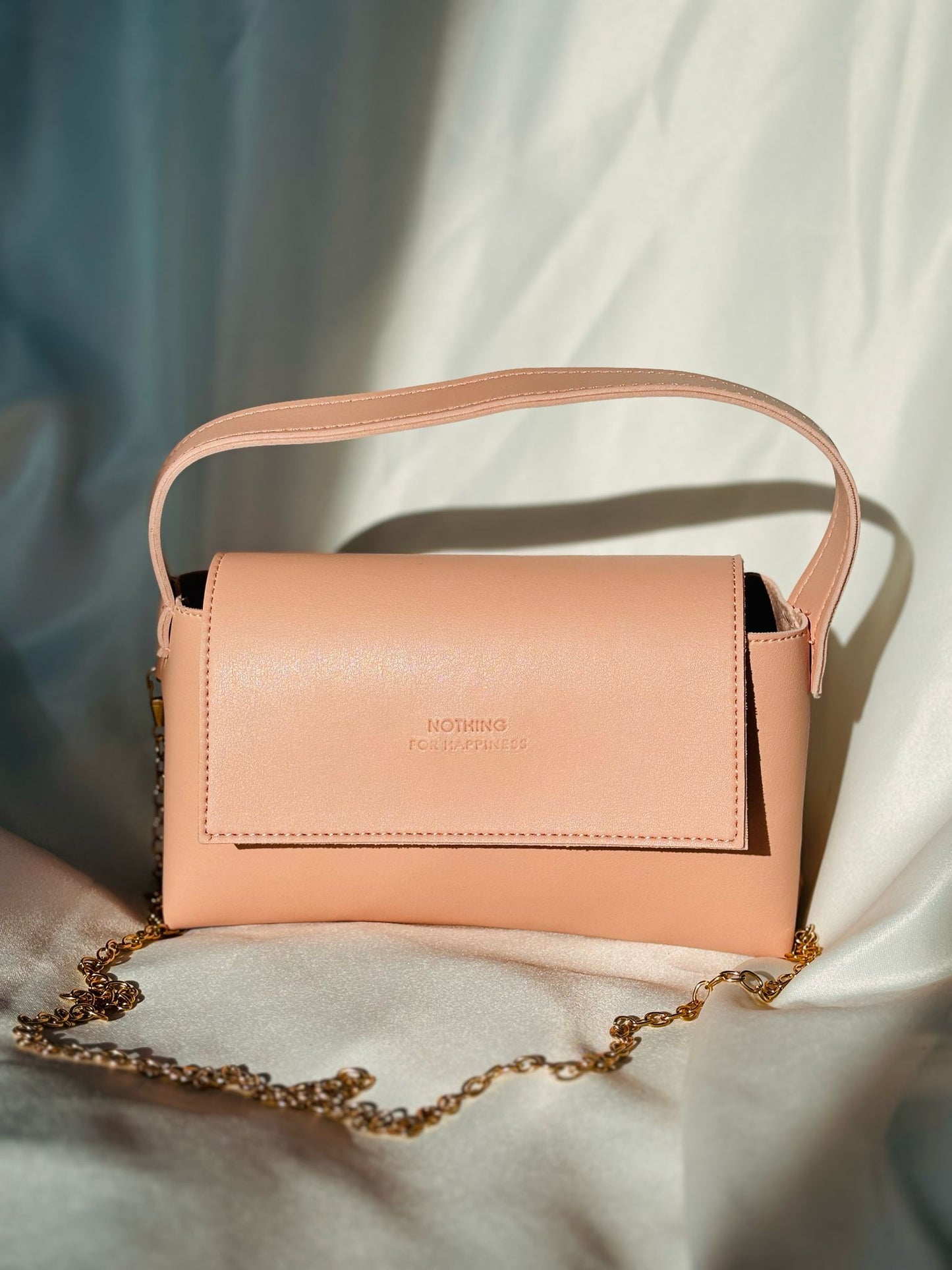 Lindy Mıknatıs Kapatmalı Zincir Askılı El ve Çapraz Kadın Çantası