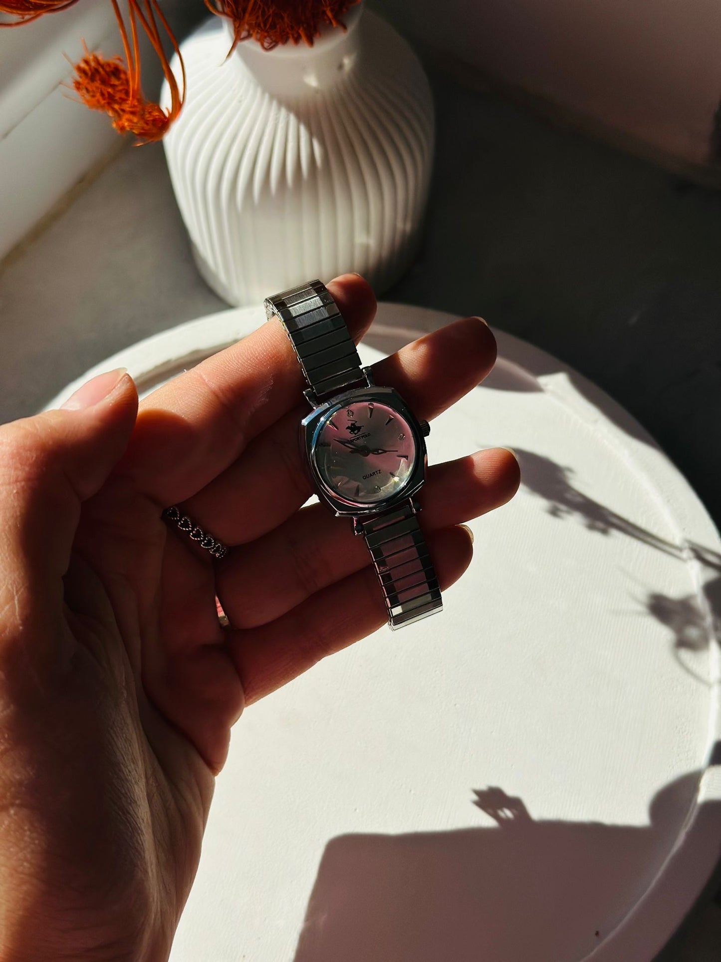 Vera metal yay kordon,zarif, şık, minimal kadın kol saati