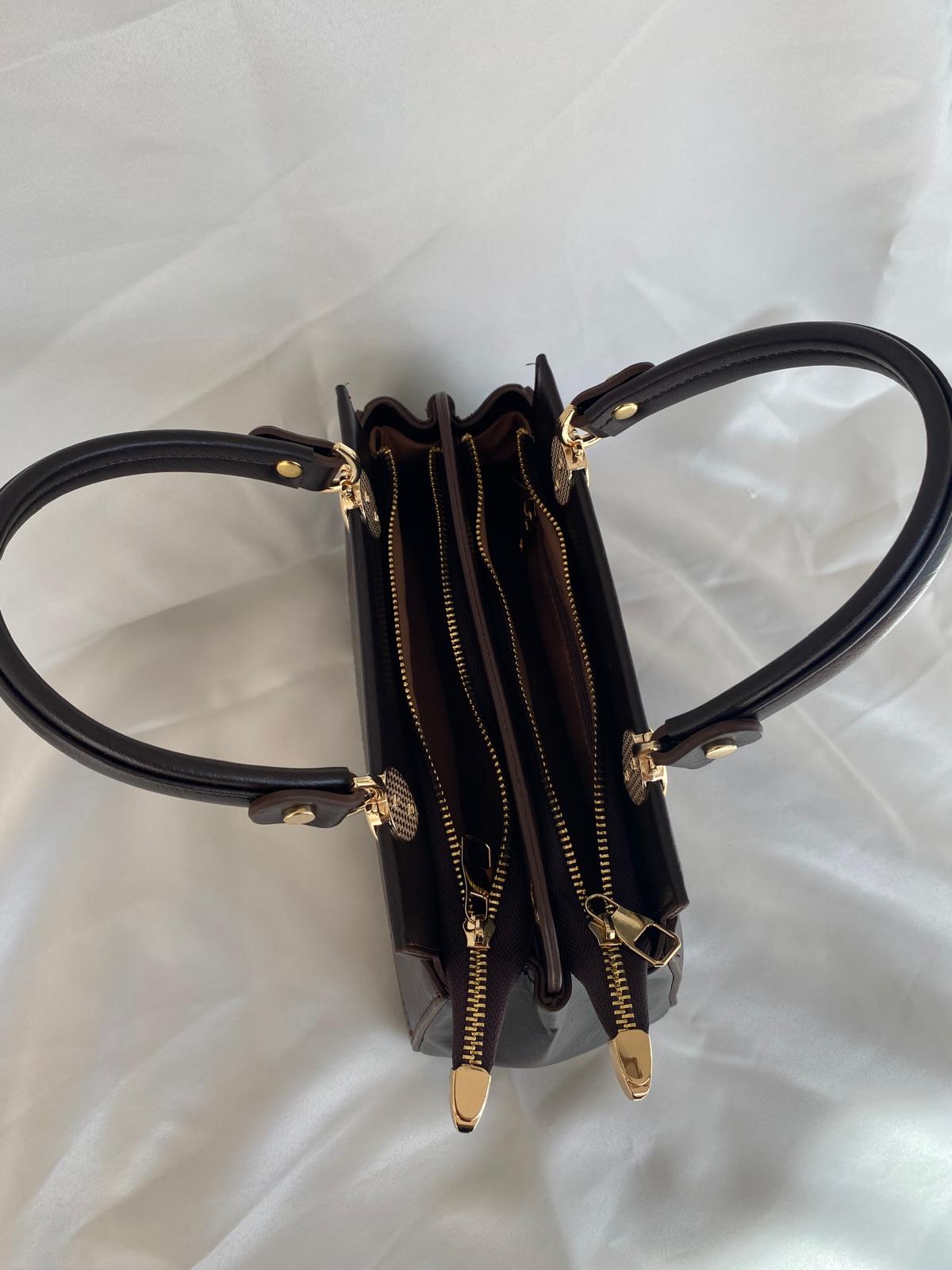 Luna Çift Gözlü Zarif Tasarımlı Uzun Askılı El ve Omuz Kadın Çantası