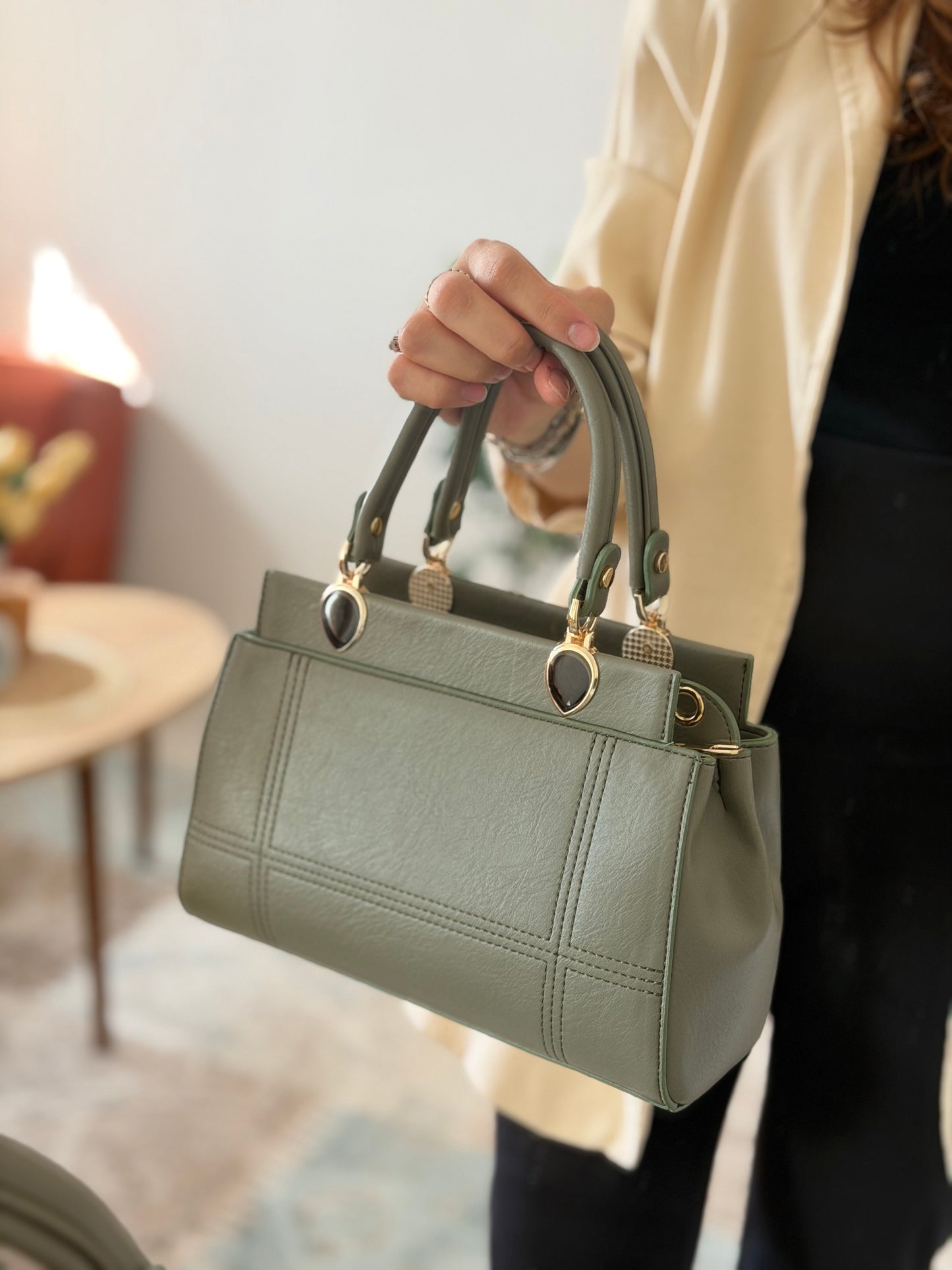 Luna Çift Gözlü Zarif Tasarımlı Uzun Askılı El ve Omuz Kadın Çantası