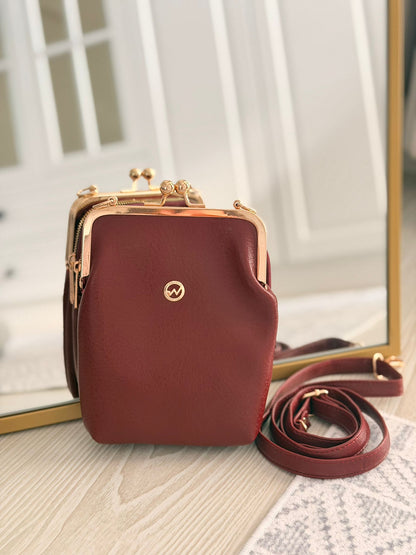 ESTELA ÖPÜCÜK KİLİTLİ ÇOK GÖZLÜ KADIN OMUZ ÇANTASI