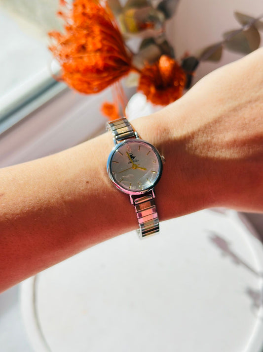 Mira metal yay kordonlu zarif, şık, minimal kadın kol saati