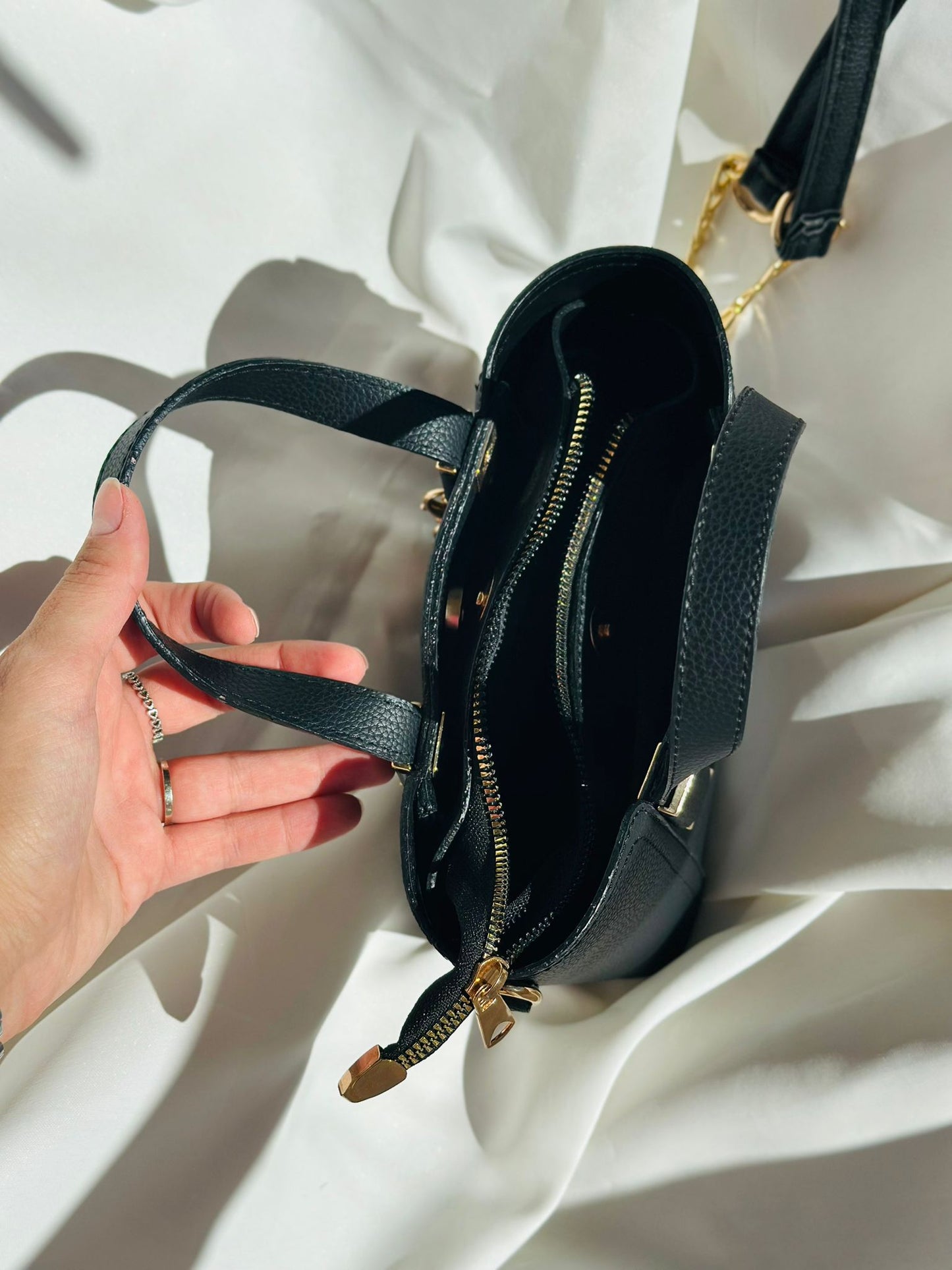 MİSHA ÇOK GÖZLÜ KADIN EL VE OMUZ ÇANTASI