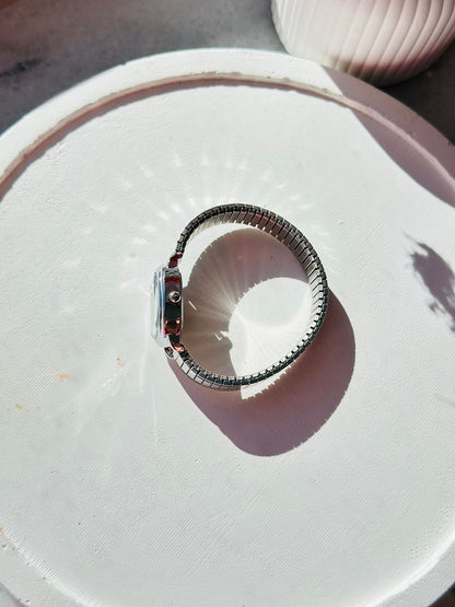 Sude metal yay kordon,zarif, şık, minimal kadın kol saati