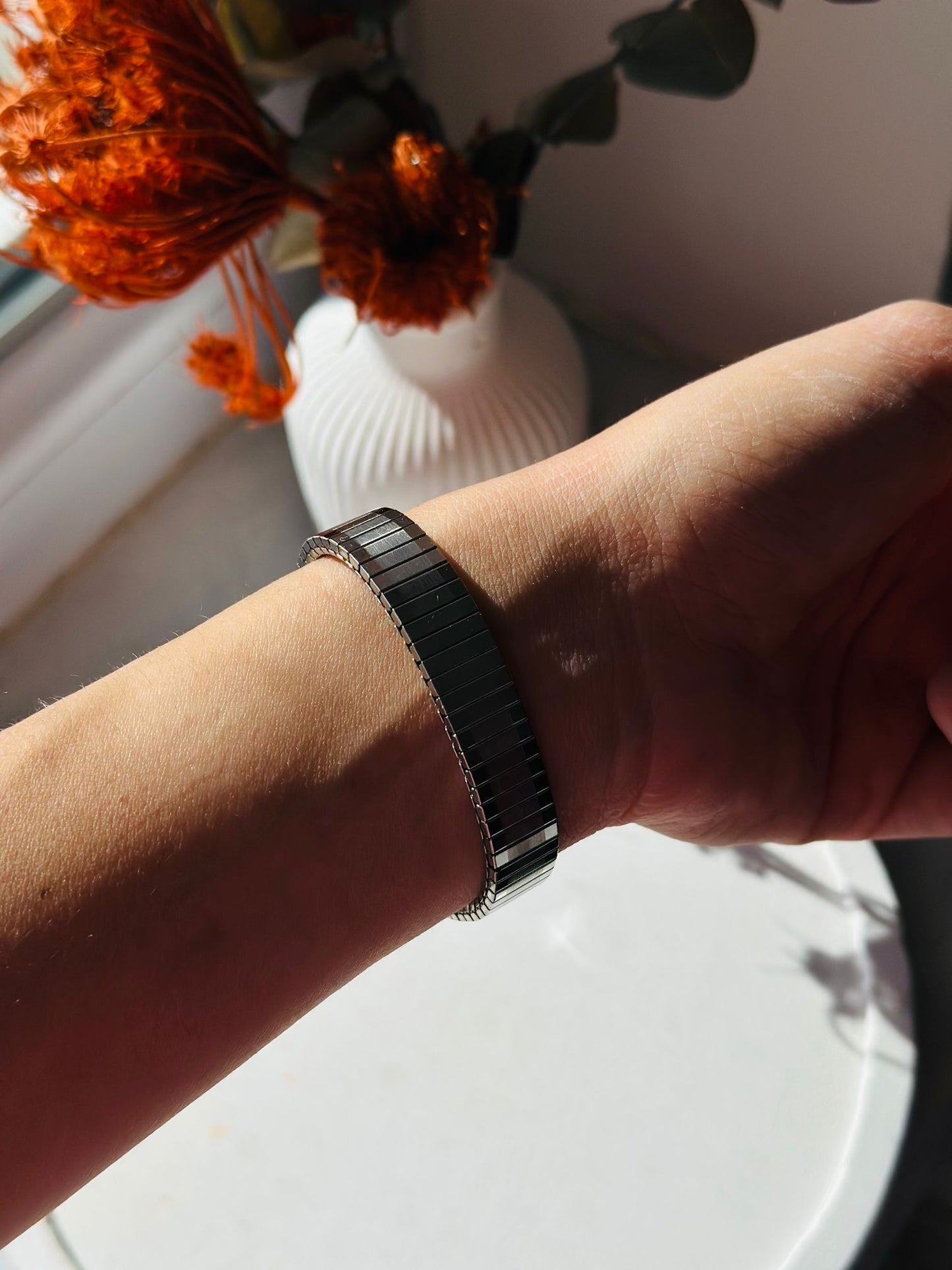 Sude metal yay kordon,zarif, şık, minimal kadın kol saati