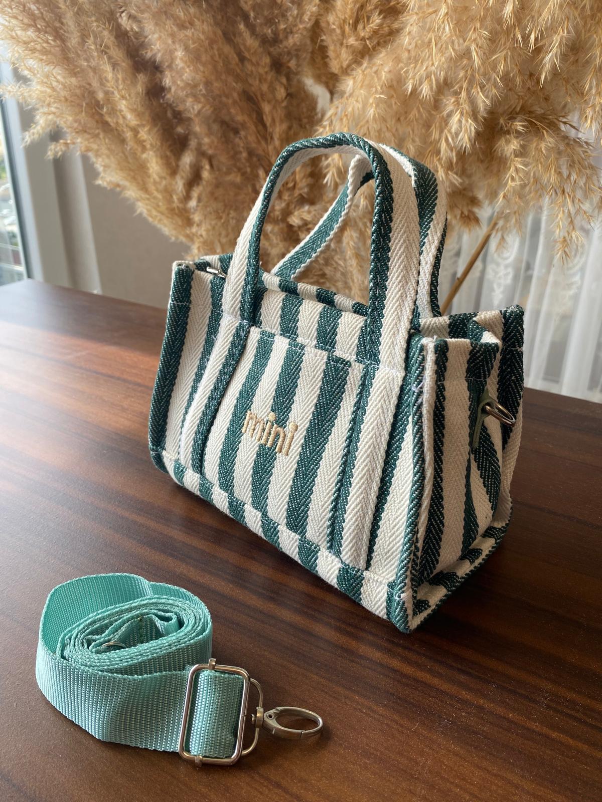 VİBE KANVAS YEŞİL BEYAZ ÇİZGİLİ KADIN MİNİ EL VE OMUZ ÇANTASI