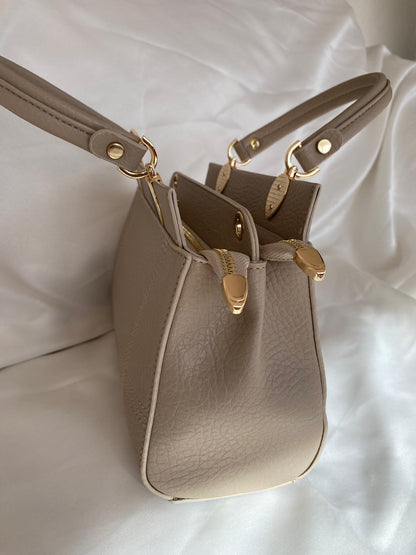 Luna Çift Gözlü Zarif Tasarımlı Uzun Askılı El ve Omuz Kadın Çantası