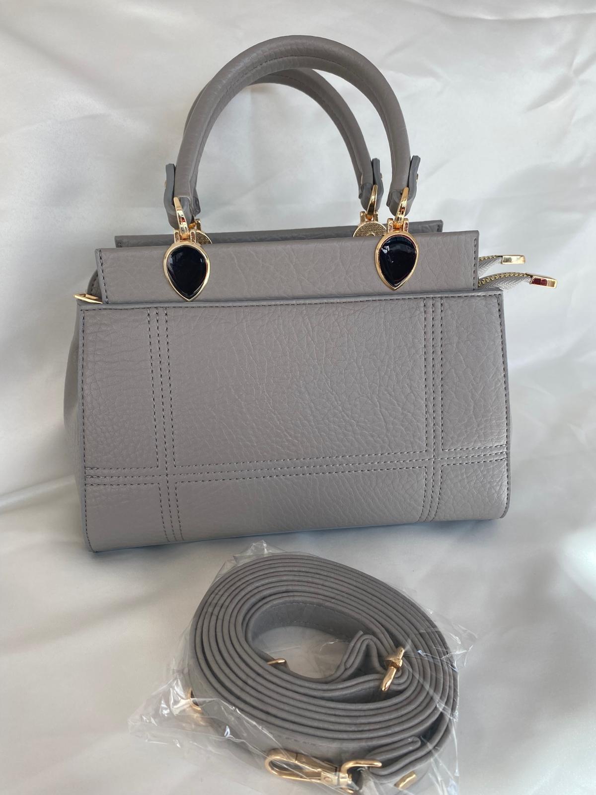 Luna Çift Gözlü Zarif Tasarımlı Uzun Askılı El ve Omuz Kadın Çantası