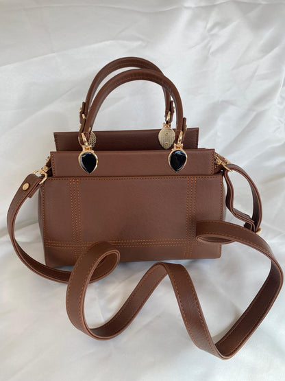 Luna Çift Gözlü Zarif Tasarımlı Uzun Askılı El ve Omuz Kadın Çantası