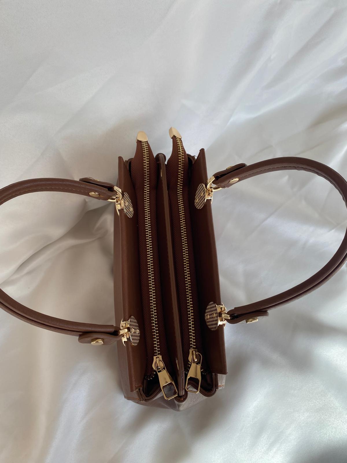 Luna Çift Gözlü Zarif Tasarımlı Uzun Askılı El ve Omuz Kadın Çantası